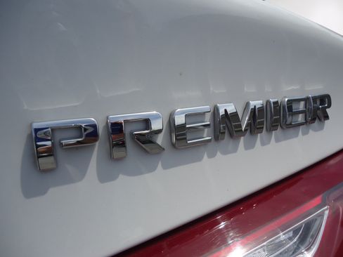 Used 2020 Chevrolet Malibu Premier FWD image 10