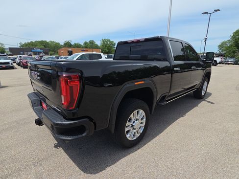 Used 2023 GMC Sierra 2500 Denali w/ Technology Package AWD/4WD image 11