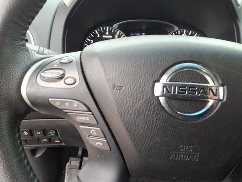 Used 2016 Nissan Pathfinder SL w/ Trailer Tow Package image 26