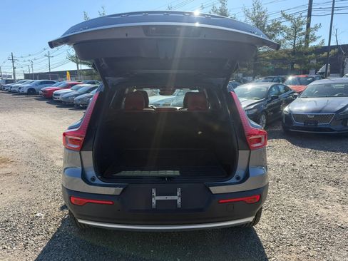 Used 2019 Volvo XC40 T5 Momentum AWD/4WD image 25