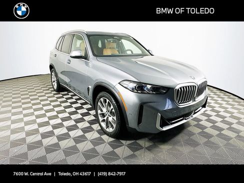 New 2026 BMW X5 xDrive40i w/ Climate Comfort Package image 1