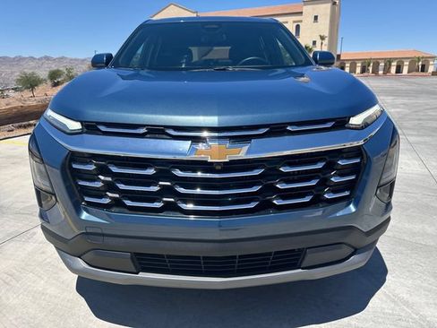 Used 2025 Chevrolet Equinox LT AWD/4WD image 8