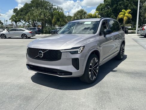New 2026 Volvo XC90 T8 Ultra w/ Protection Package Premier AWD/4WD image 3