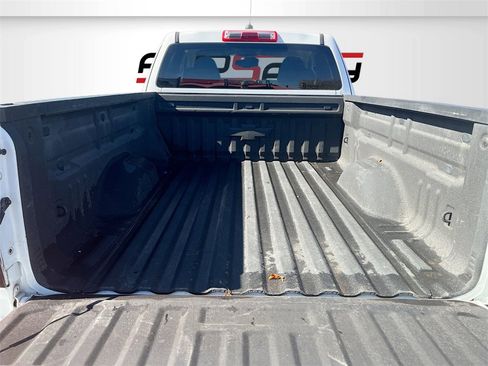 Used 2022 Chevrolet Colorado LT w/ Safety Package image 23