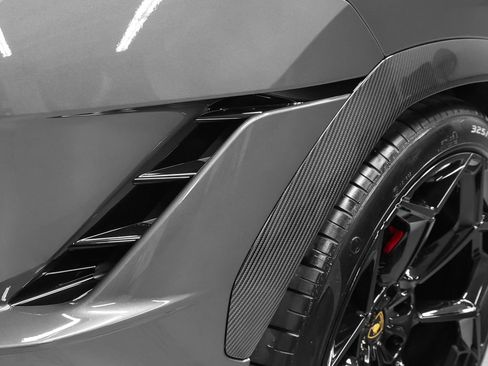 Used 2023 Lamborghini Urus Performante AWD/4WD image 37
