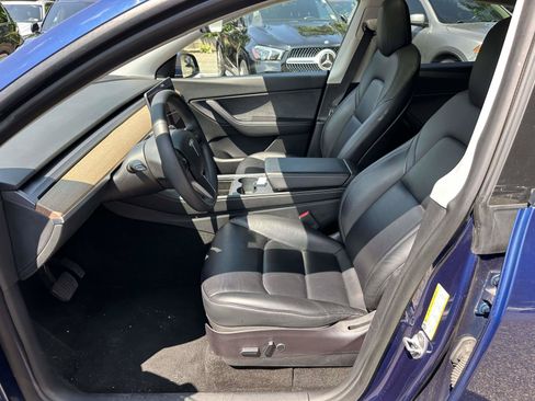 Used 2021 Tesla Model Y Long Range AWD/4WD image 15