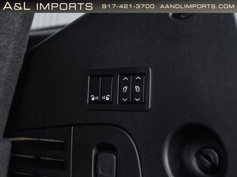 Used 2019 Cadillac Escalade Luxury image 64