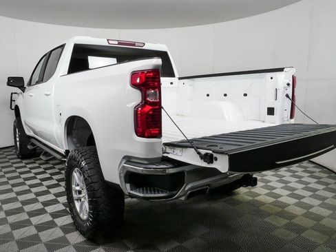 Certified 2021 Chevrolet Silverado 1500 LT w/ Z71 Off-Road Package AWD/4WD image 29
