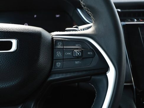 Certified 2023 Jeep Grand Cherokee L Laredo RWD image 14