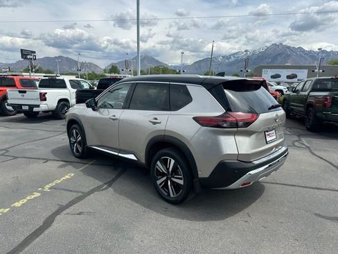 Used 2023 Nissan Rogue Platinum w/ Platinum Premium Package AWD/4WD image 7