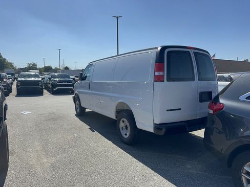 New 2025 Chevrolet Express 2500 w/ Driver Convenience Package RWD image 4