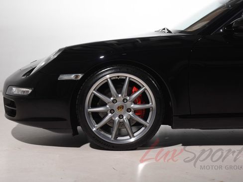Used 2006 Porsche 911 Carrera S RWD image 9