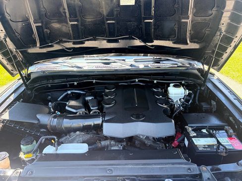 Used 2010 Toyota FJ Cruiser 4WD image 20