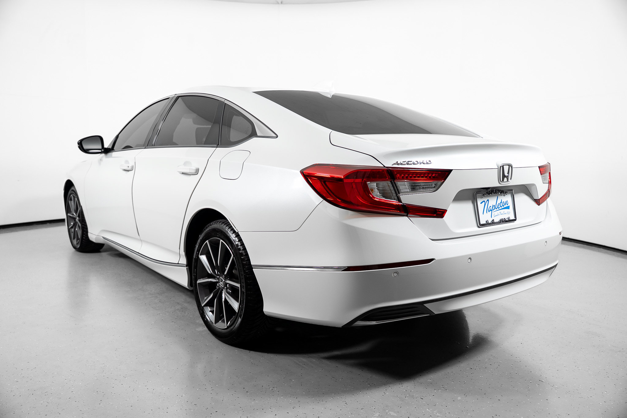 Used 2022 Honda Accord EX-L image 12