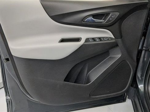 Certified 2019 Chevrolet Equinox LS w/ LS Convenience Package image 46
