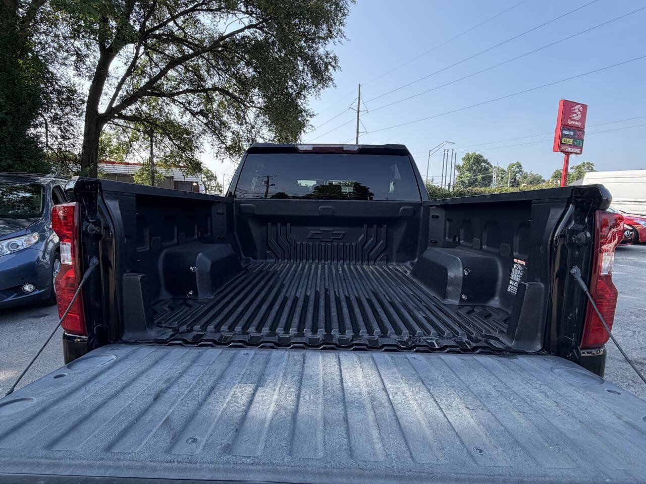 Used 2020 Chevrolet Silverado 1500 LT w/ Texas Edition RWD image 32