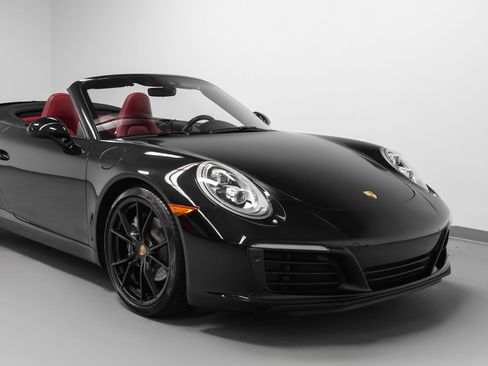 Certified 2017 Porsche 911 Carrera RWD image 11