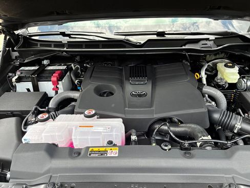 New 2026 Toyota Tundra Limited AWD/4WD image 56