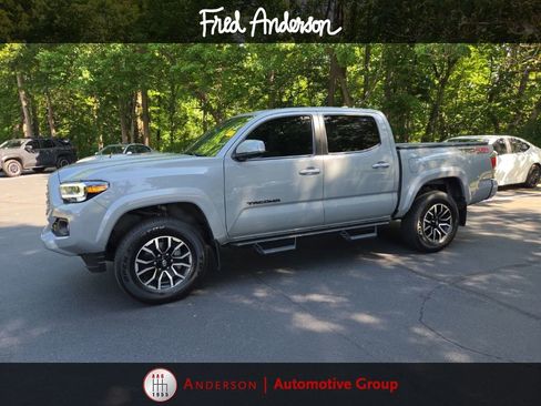 Used 2020 Toyota Tacoma TRD Sport w/ TRD Premium Sport Package AWD/4WD image 1