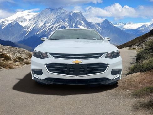 Used 2018 Chevrolet Malibu LT FWD image 8