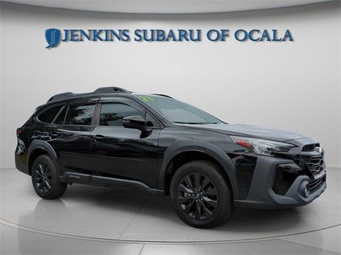 Used 2023 Subaru Outback Onyx Edition image 4