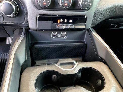 Used 2021 RAM 1500 Big Horn AWD/4WD image 16