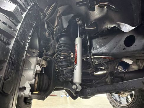 Used 2024 Jeep Wrangler Unlimited Sahara w/ Safety Group image 16