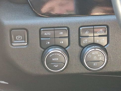 Certified 2023 Chevrolet Silverado 1500 LTZ w/ LTZ Premium Package image 25