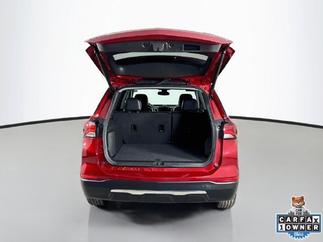 Used 2023 Chevrolet Equinox Premier FWD image 26