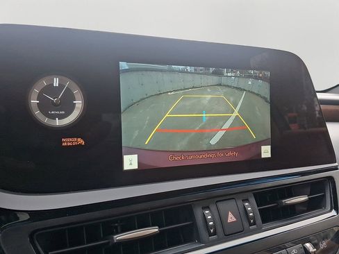 Used 2025 Lexus ES 350 w/ Premium Package image 20