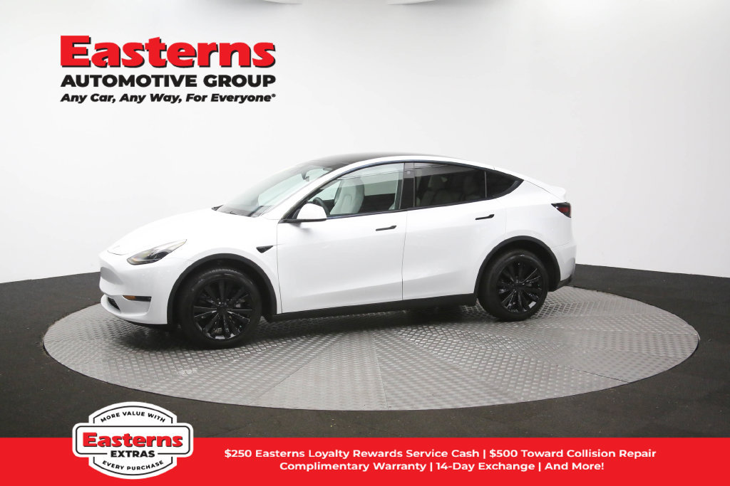 Used 2023 Tesla Model Y Long Range AWD/4WD image 55