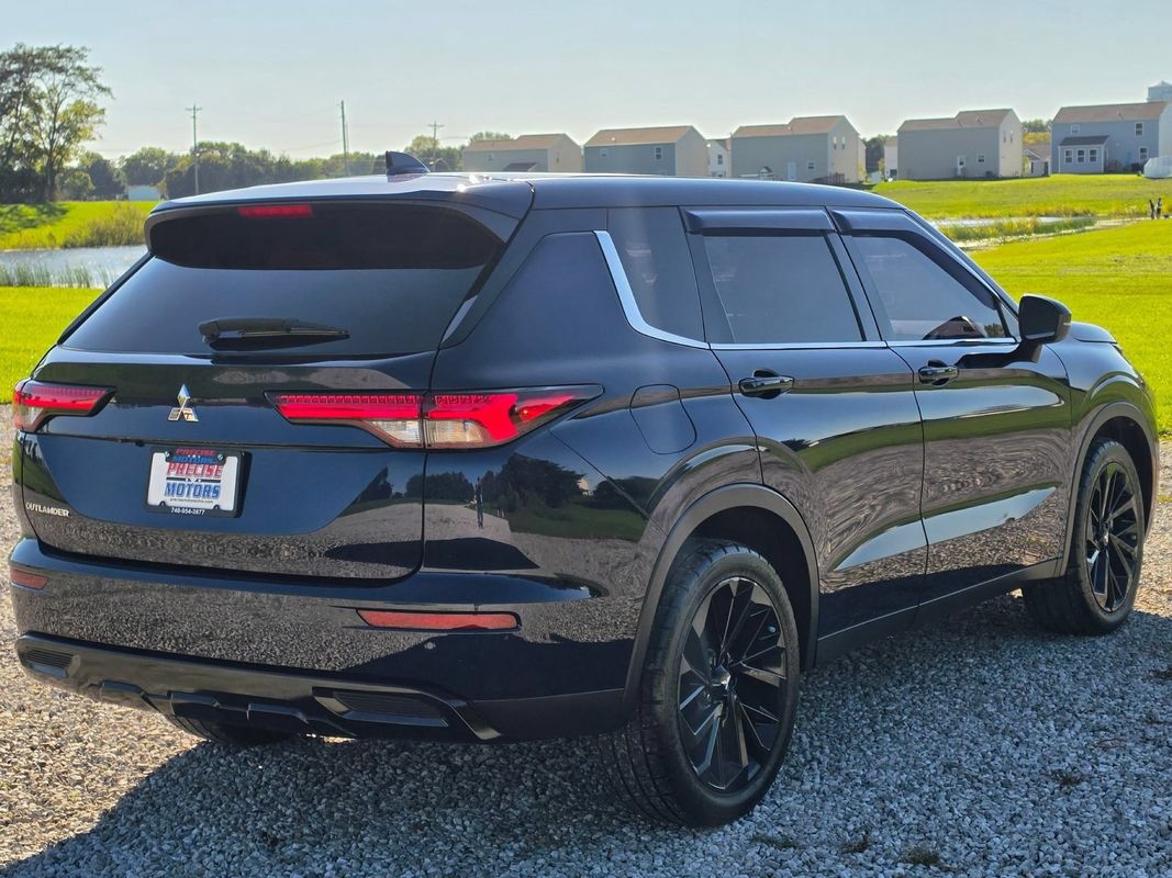 Used 2022 Mitsubishi Outlander SE FWD image 5