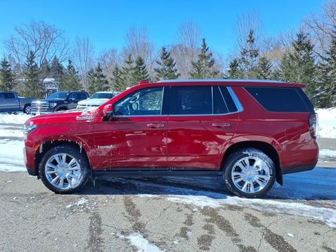 Used 2023 Chevrolet Tahoe High Country w/ Premium Package 2 AWD/4WD image 7