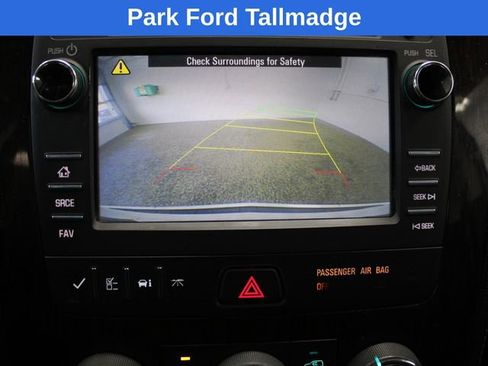 Used 2016 Chevrolet Traverse LT w/ Style and Technology Package FWD image 20
