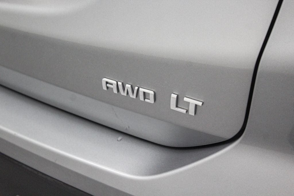 Used 2023 Chevrolet Equinox LT AWD/4WD image 14