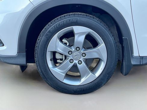 Used 2022 Honda HR-V LX image 28
