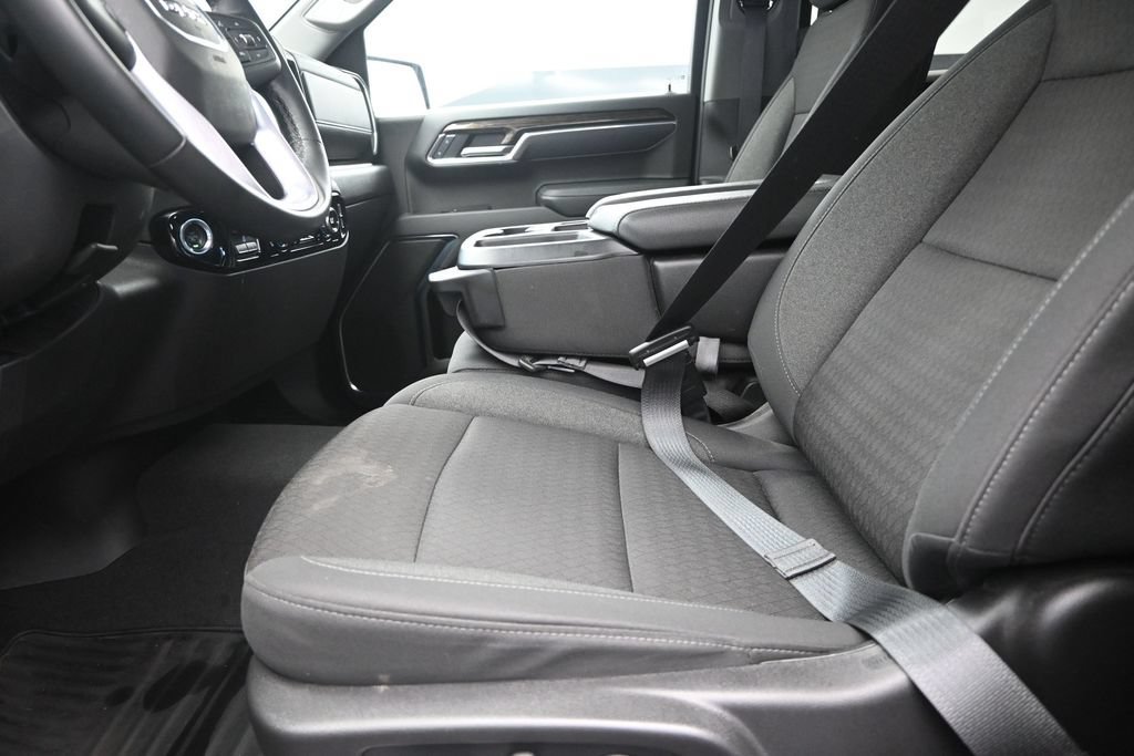 Used 2025 GMC Sierra 1500 Elevation AWD/4WD image 13