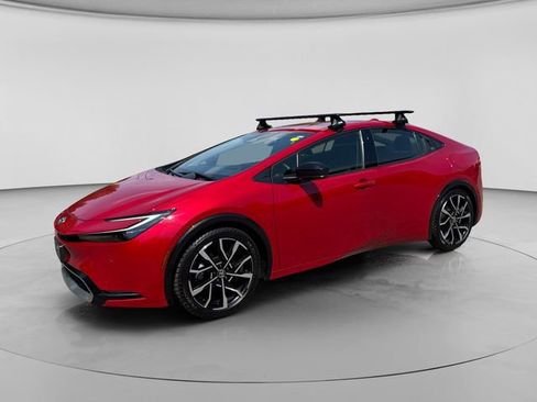 Used 2023 Toyota Prius Prime FWD image 2