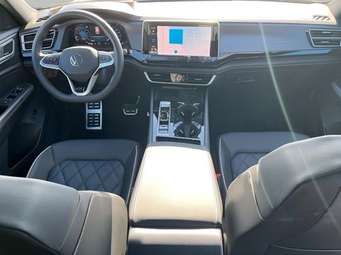 New 2026 Volkswagen Atlas Cross Sport SEL Premium R-Line image 9