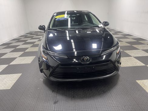 Used 2024 Toyota Corolla LE image 7