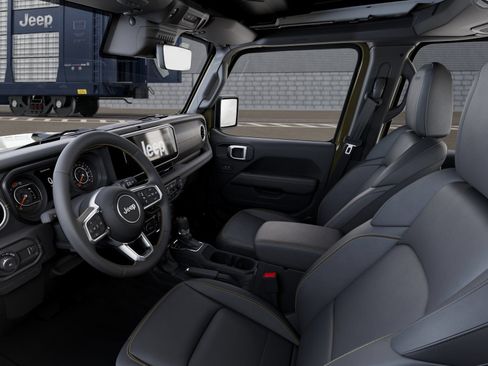 New 2026 Jeep Wrangler Unlimited Sahara AWD/4WD image 30