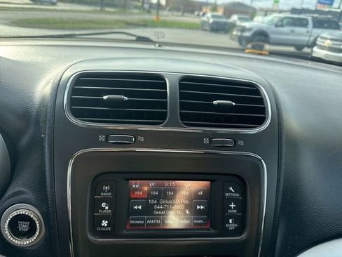 Used 2019 Dodge Journey SE w/ Premium Group image 17