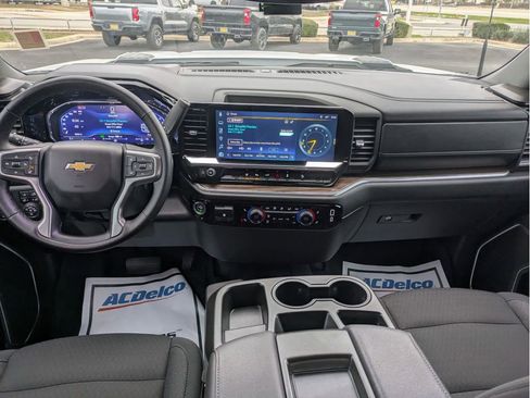 Used 2025 Chevrolet Silverado 2500 LT w/ All Star Edition image 15