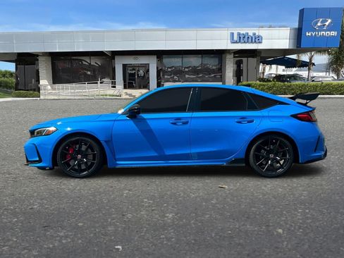 Used 2025 Honda Civic Type R image 6