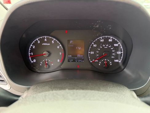 Used 2018 Hyundai Accent SE FWD image 27