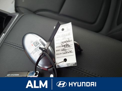 New 2025 Hyundai Santa Cruz SEL image 28