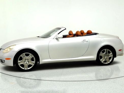 Used 2007 Lexus SC 430 Convertible RWD image 8