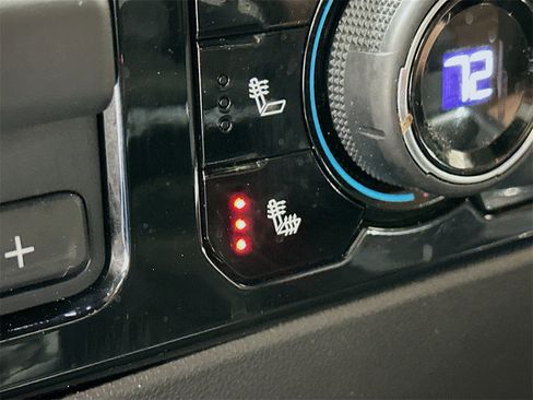 Used 2024 Chevrolet Silverado 1500 High Country w/ Technology Package image 21