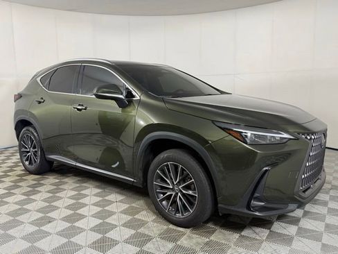 Used 2024 Lexus NX 250 FWD image 10