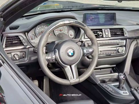 Used 2015 BMW M4 Convertible image 14